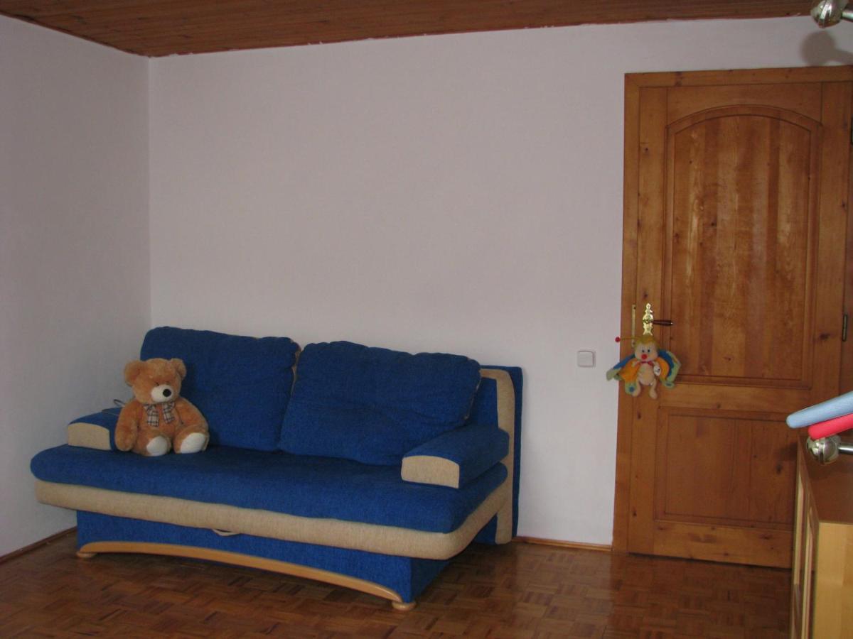 Penzion Piano Apartment ลิฟตอฟสกีมิคูลาช ภายนอก รูปภาพ
