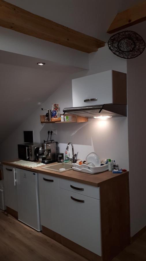 Penzion Piano Apartment ลิฟตอฟสกีมิคูลาช ภายนอก รูปภาพ